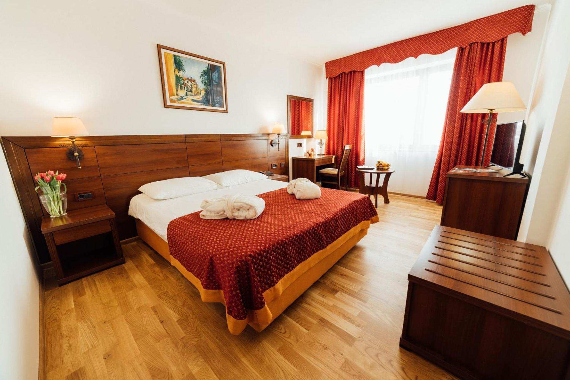 Hotel Picok Ðurđevac Exteriér fotografie